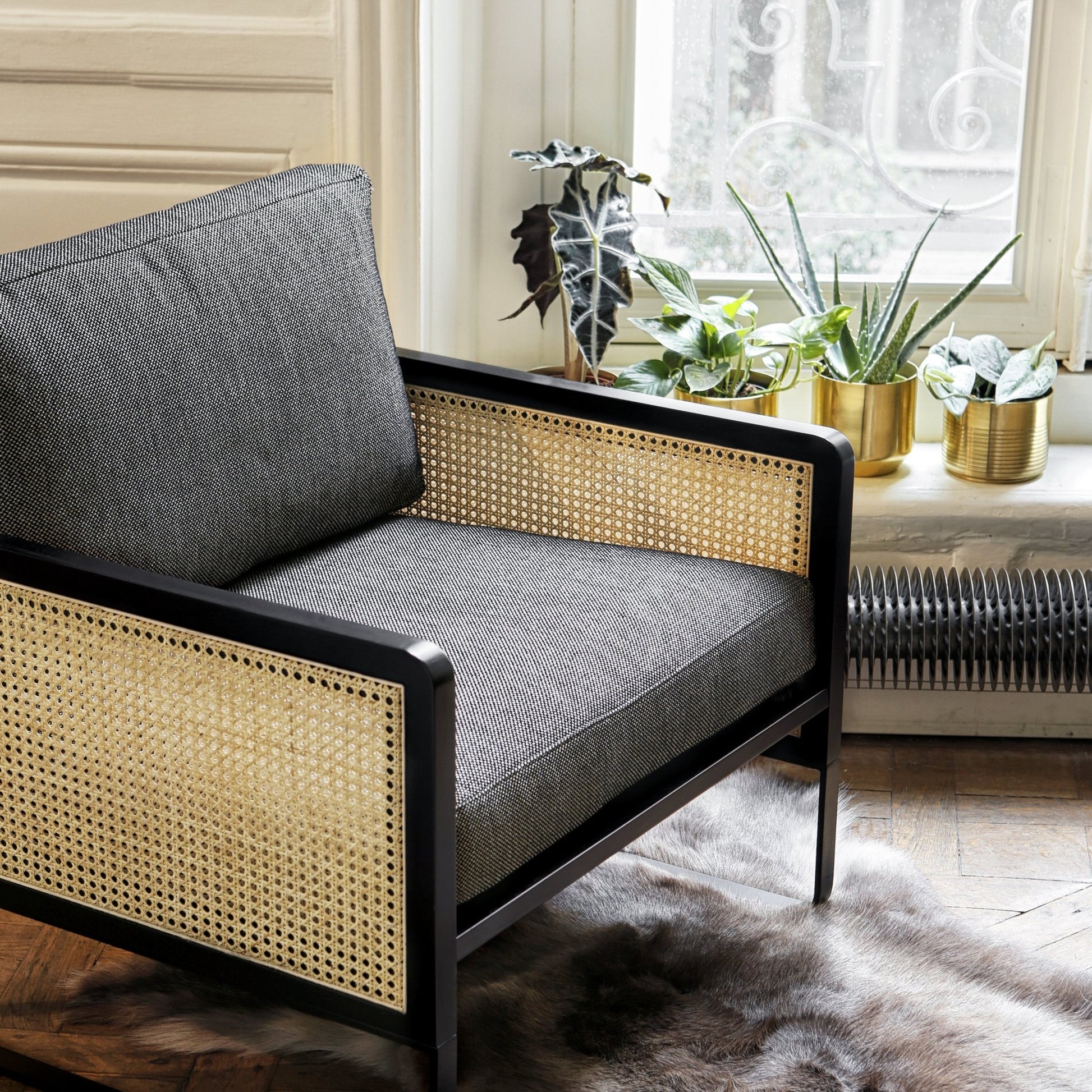Fauteuil gris en chêne Cannage - RED Edition - The Cool Republic