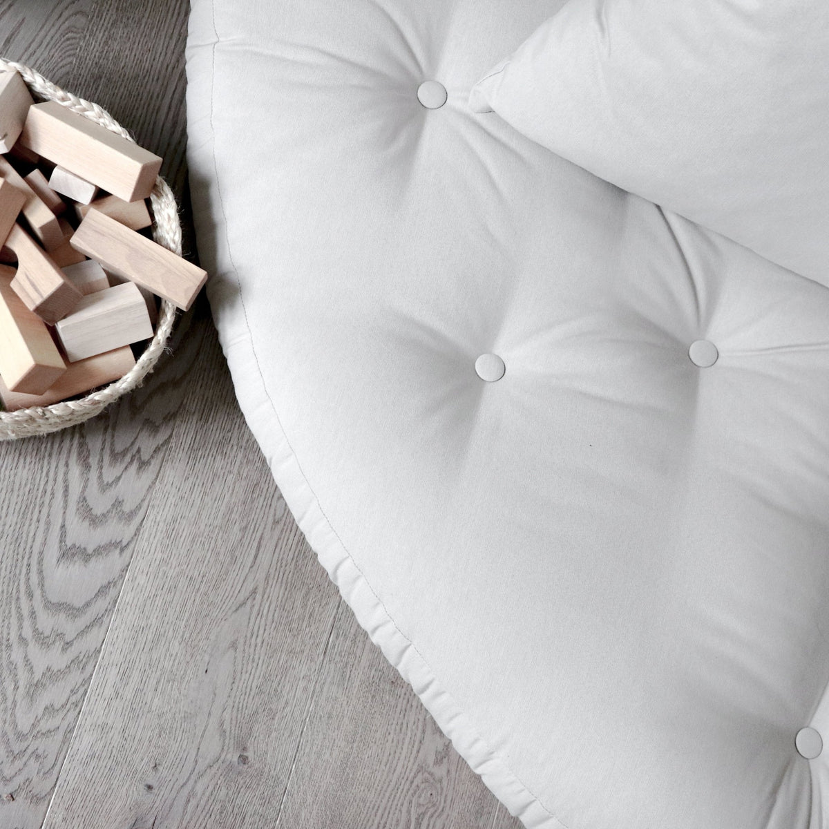 Fauteuil gris foncé Nido - Karup Design - The Cool Republic