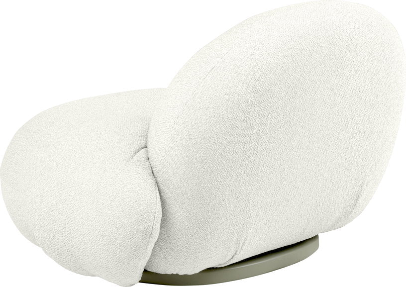 Fauteuil lounge de jardin pivotant avec accoudoirs en tissu blanc libera et métal gris Pacha - Gubi - The Cool Republic