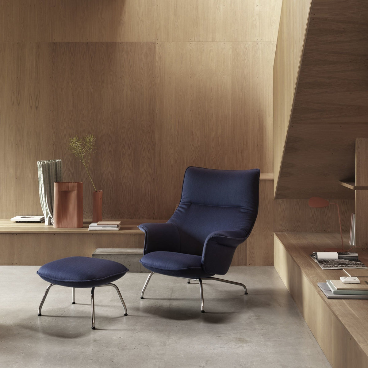 Fauteuil lounge en bleu marine Doze - Muuto - The Cool Republic
