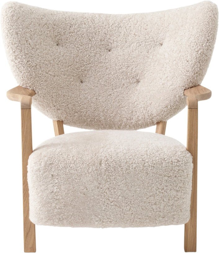 Fauteuil lounge en chêne huilé et bouclé blanc cassé 85 x 85 x 84 cm Wulff ATD2 - &tradition - The Cool Republic