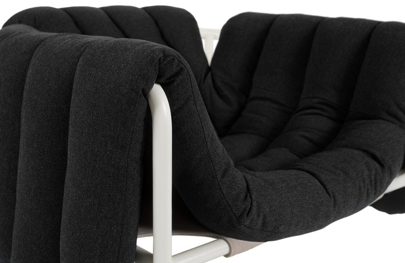 Fauteuil lounge en coton anthracite et acier crème Puffy - Hem - The Cool Republic