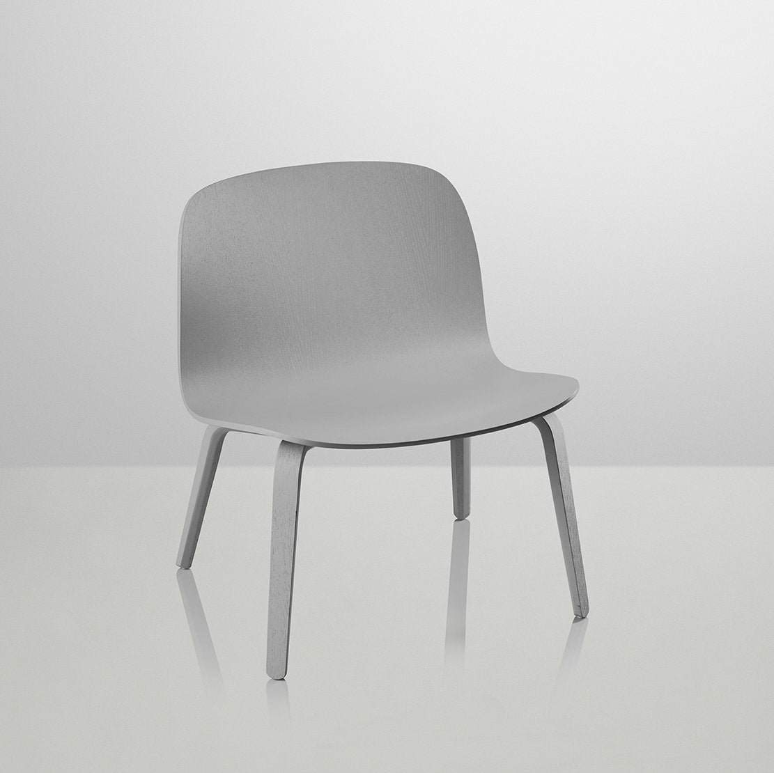 Fauteuil lounge gris Visu - Muuto - The Cool Republic