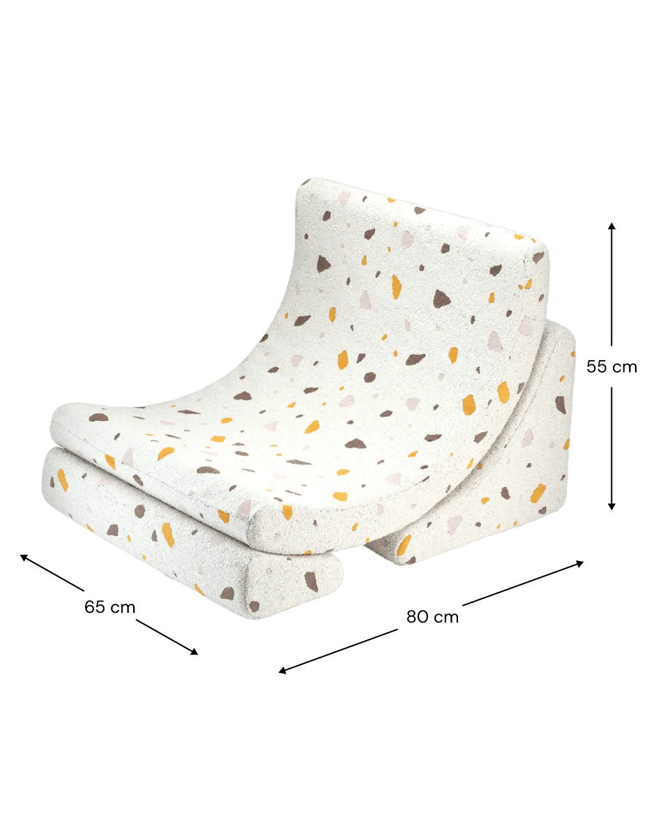 Fauteuil lune pour enfant en tissu blanc Terrazzo - Wigiwama - The Cool Republic