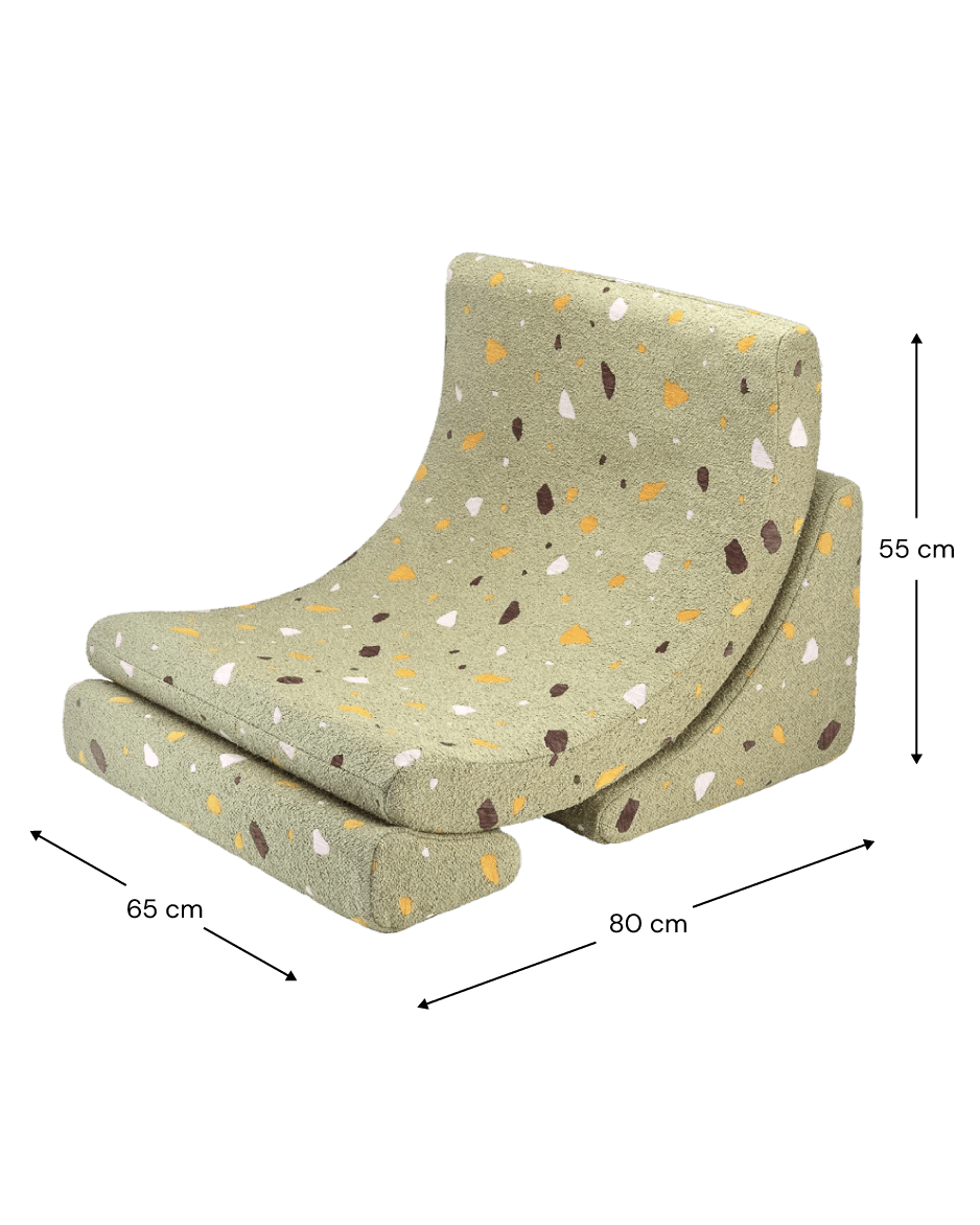 Fauteuil lune pour enfant en tissu vert Terrazzo - Wigiwama - The Cool Republic