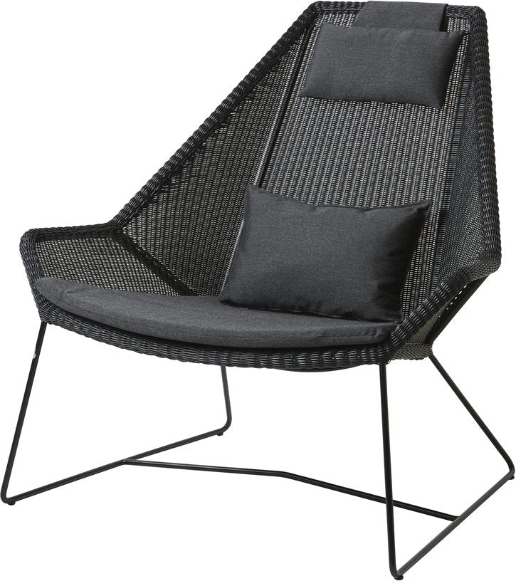 Fauteuil noir avec coussins noirs Breeze Highback - Cane - Line - The Cool Republic