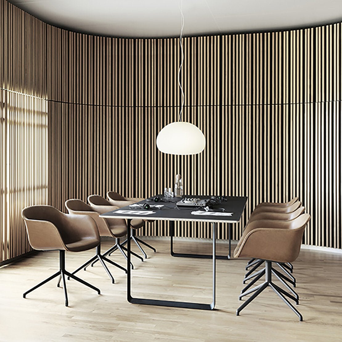 Fauteuil ocre piétement pivot Fiber - Muuto - The Cool Republic