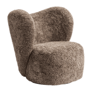 Fauteuil pivotant en peau de mouton sahara Little Big Chair - NORR11 - The Cool Republic