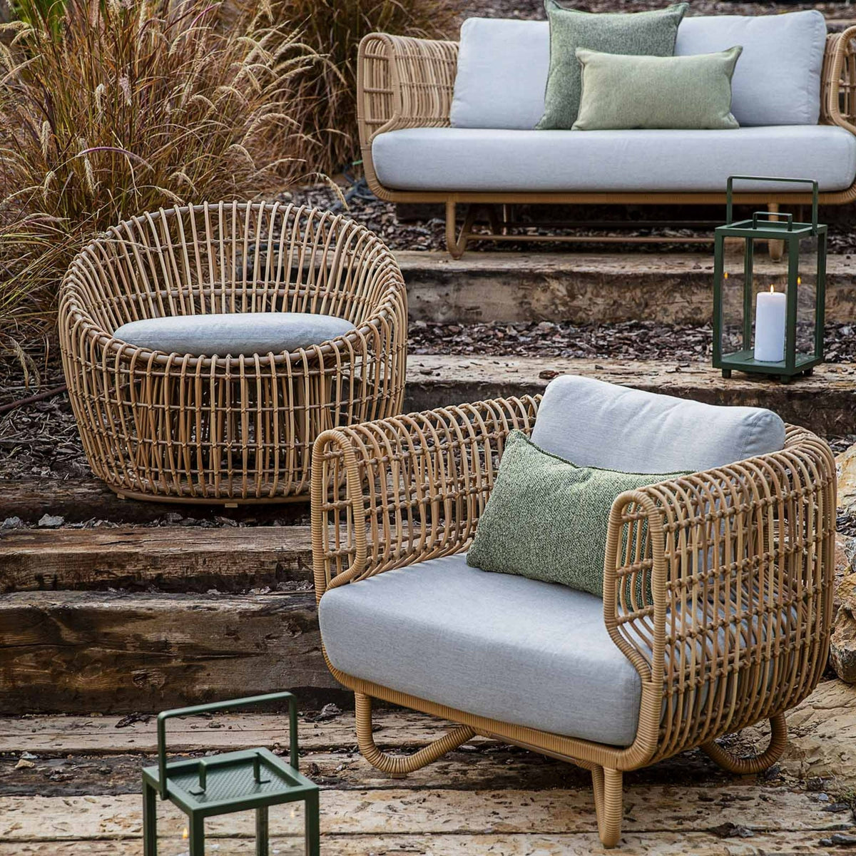 Fauteuil rond cadre naturel Nest - Cane-Line - The Cool Republic