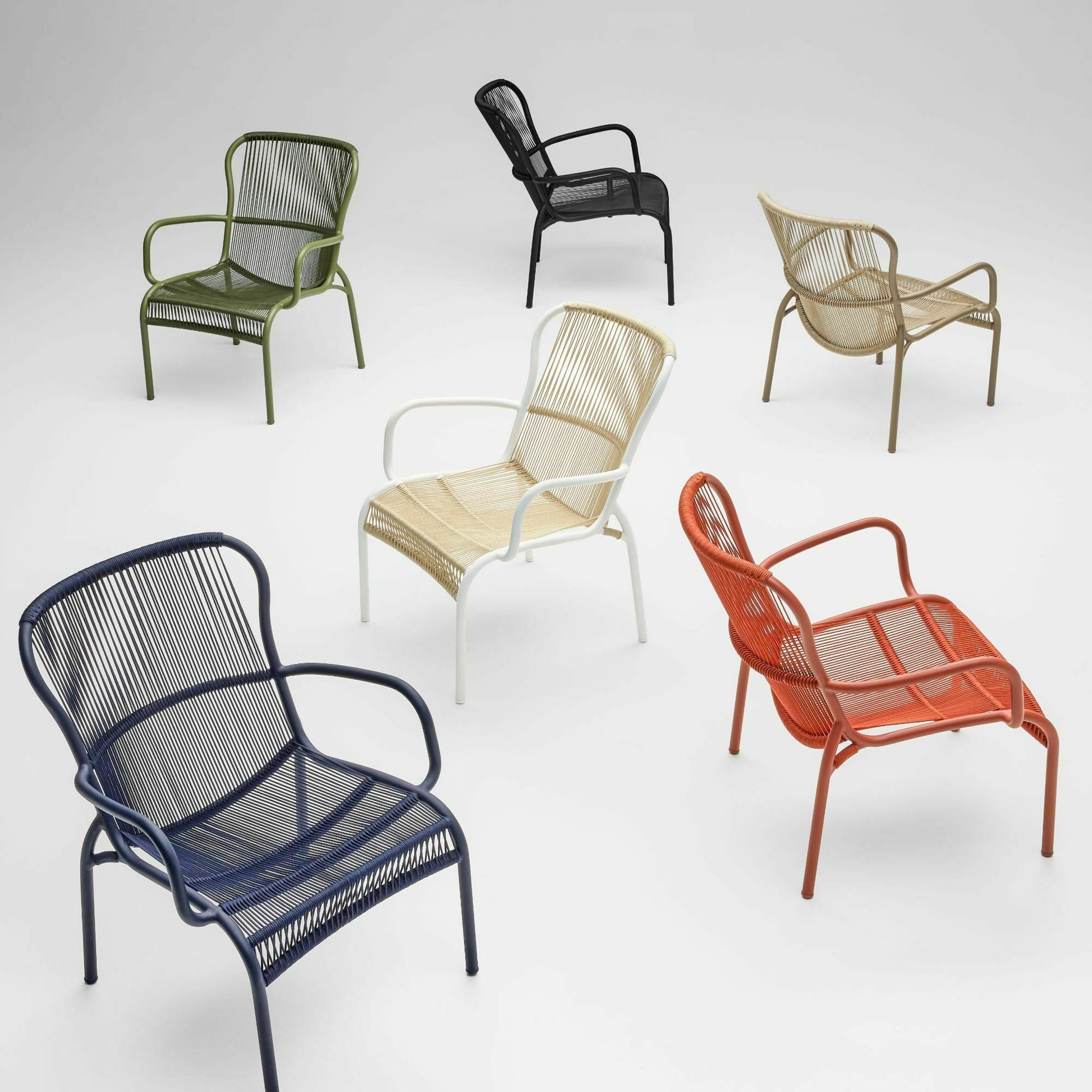 Fauteuil taupe Loop - Vincent Sheppard - The Cool Republic