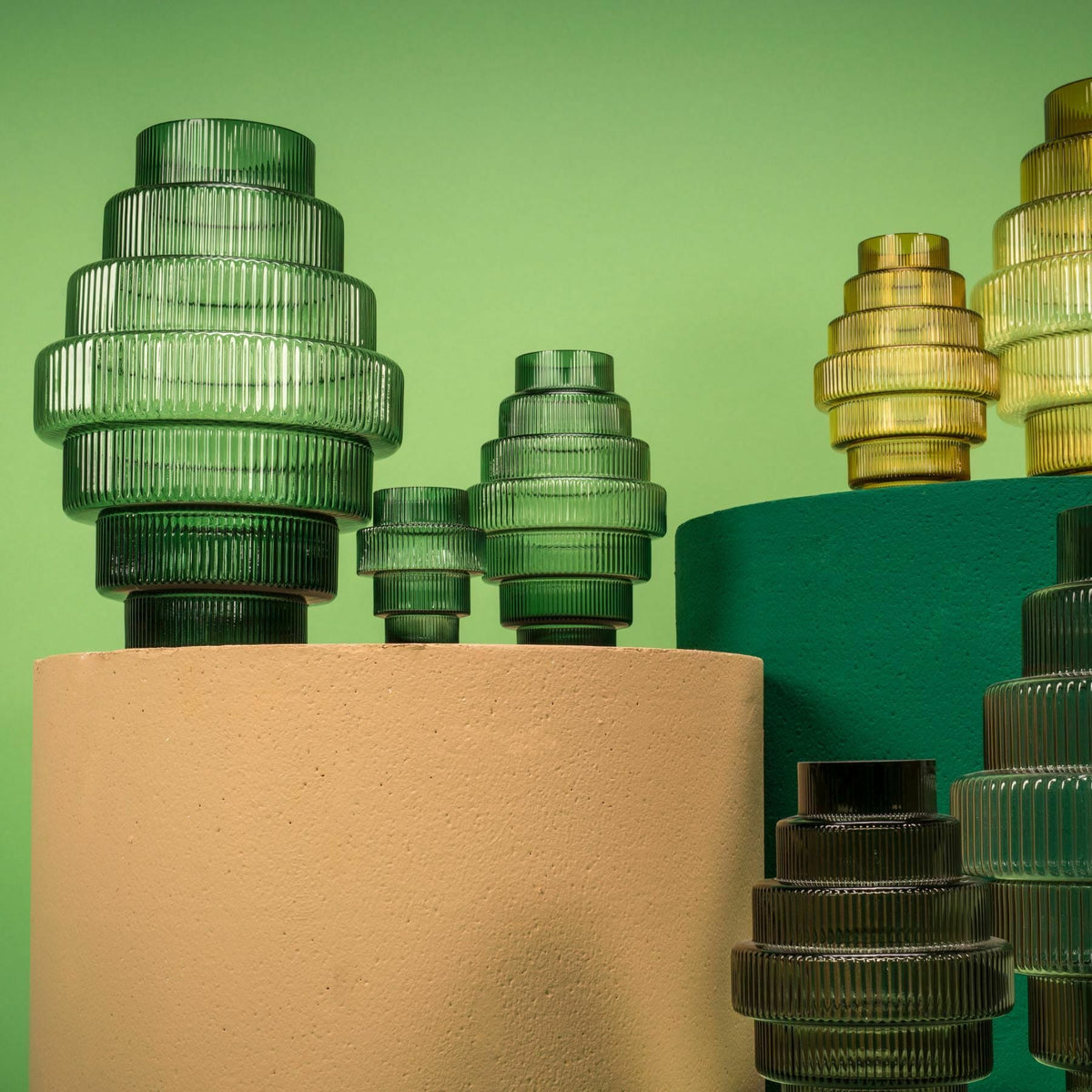 Grand vase en verre vert Steps - Pols Potten - The Cool Republic
