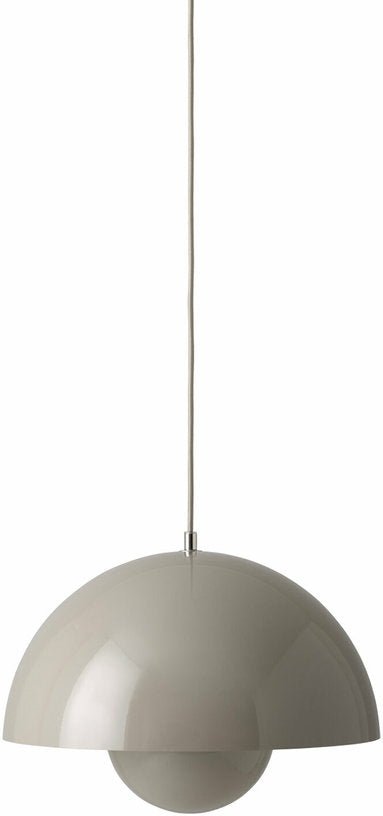 Grande suspension beige Flowerpot VP7 - &tradition - The Cool Republic