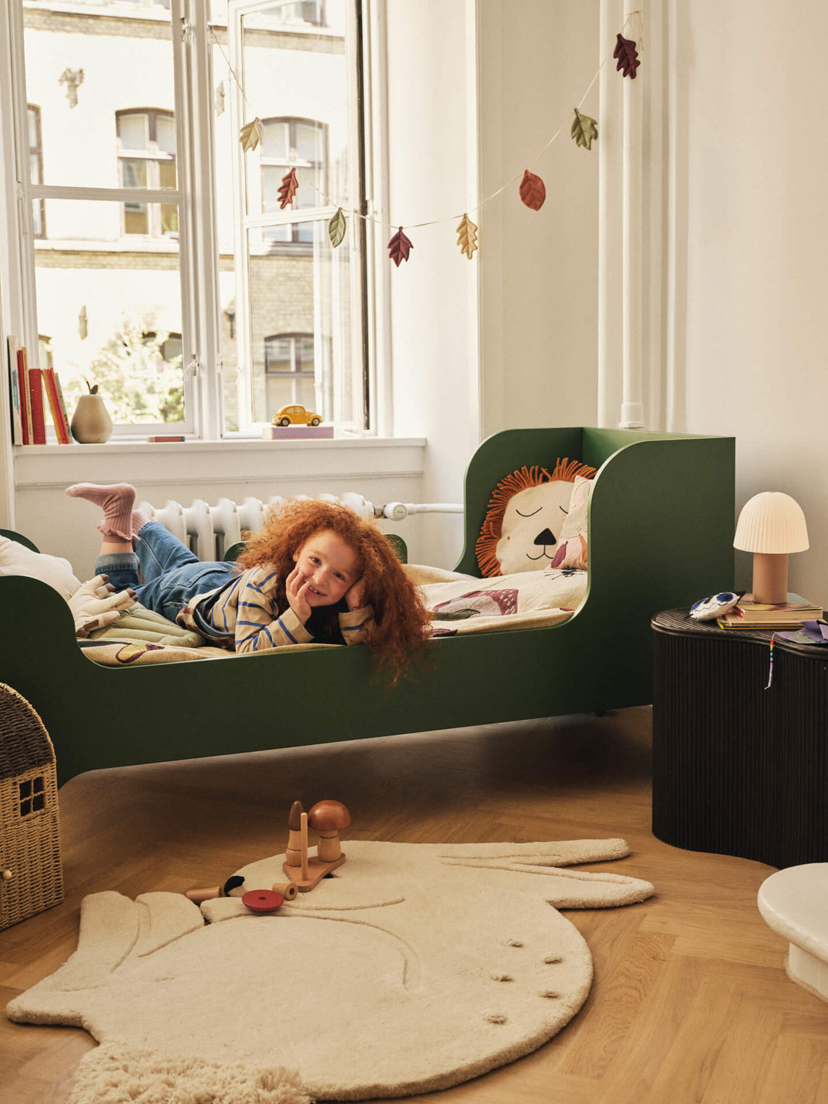 Guirlande feuilles d’automne en coton bio et tissu recyclé Leaf - Ferm Living - The Cool Republic