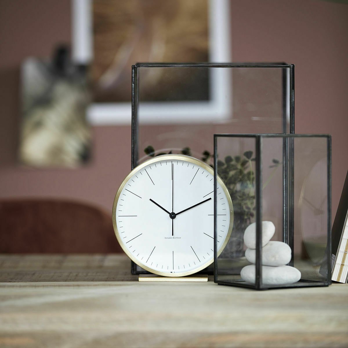 Horloge à poser dorée Hannah - House Doctor - The Cool Republic
