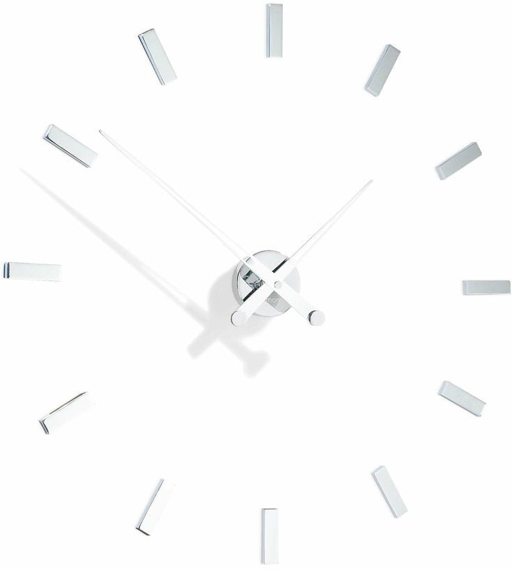 Horloge murale 12 signaux horaires aiguilles blanches Tacón I - Nomon - The Cool Republic