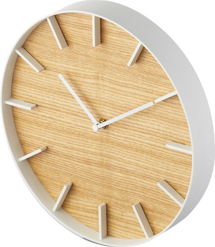Horloge murale en bois clair Rin - Yamazaki - The Cool Republic