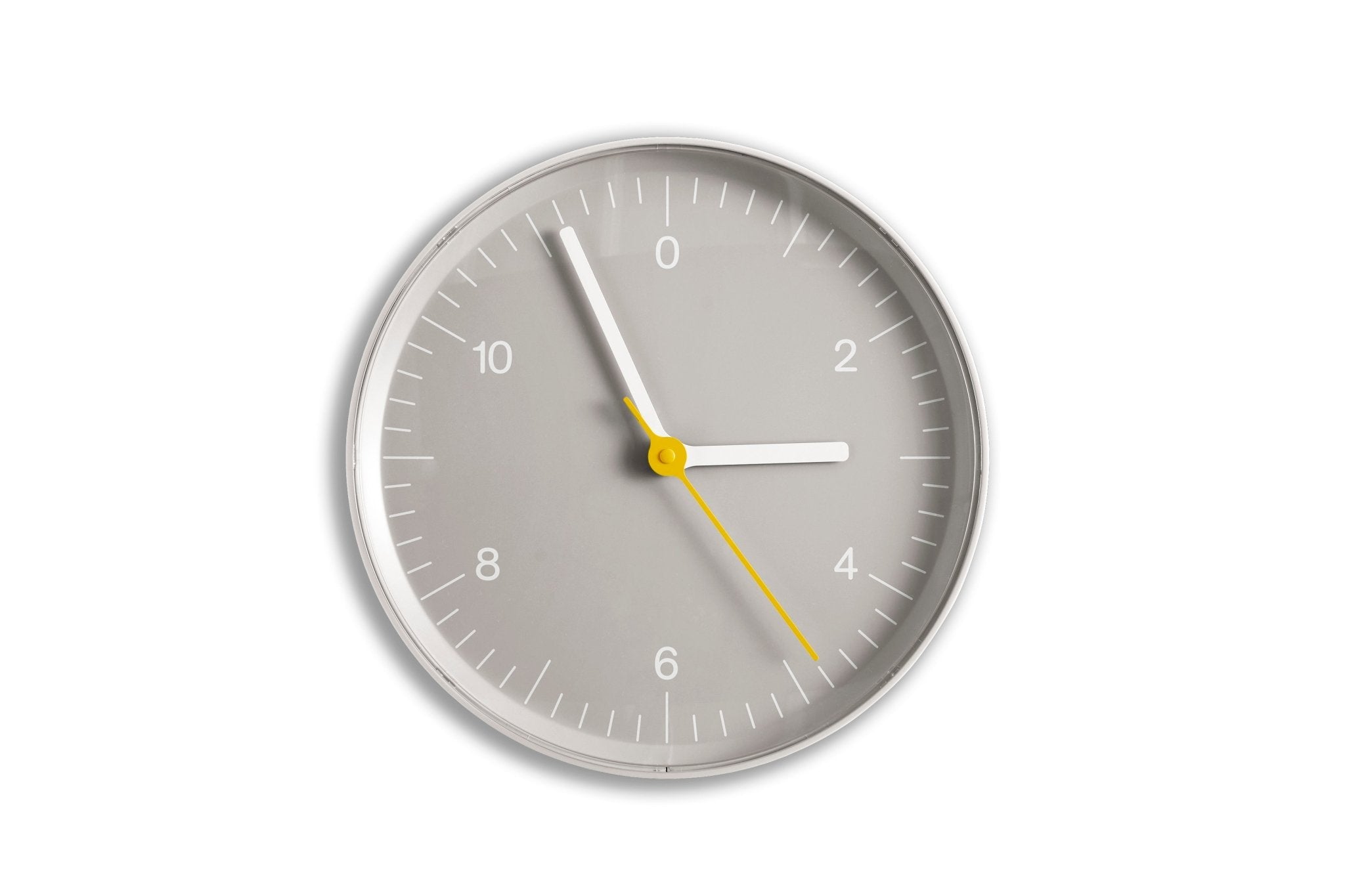 Horloge murale en métal gris 26,5cm - HAY - The Cool Republic