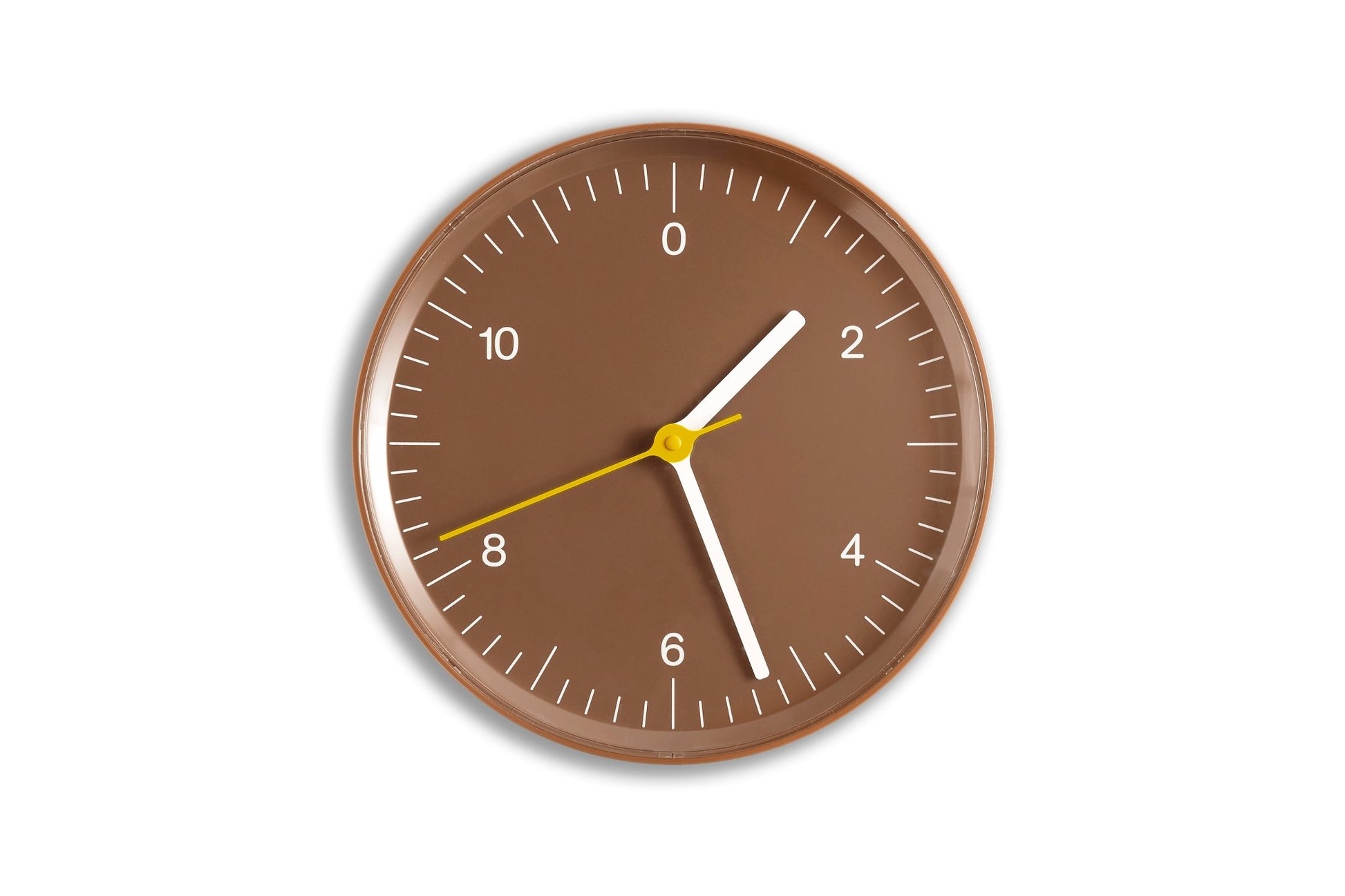 Horloge murale en métal marron 26,5cm - HAY - The Cool Republic