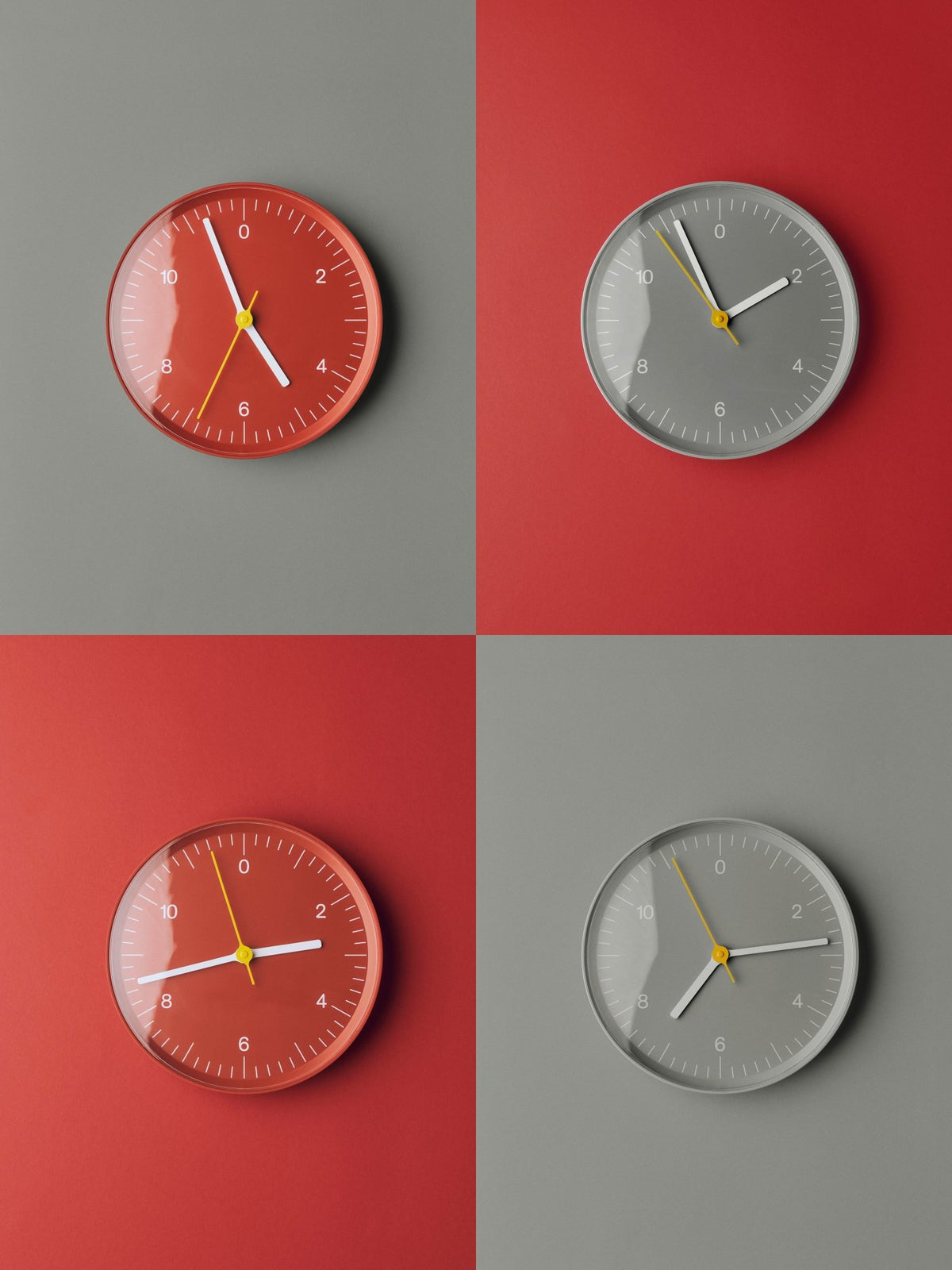 Horloge murale en métal rouge 26,5cm - HAY - The Cool Republic