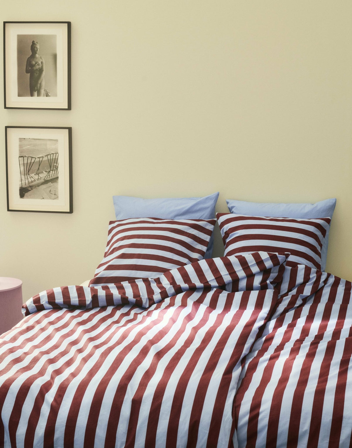 Housse de couette à rayures bordeaux et bleu ciel 160 x 210 cm Été - HAY - The Cool Republic