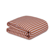 Housse de couette lit double en popeline de coton bio à rayures rouge et rose 240 x 220 cm Leonard - Nobodinoz - The Cool Republic