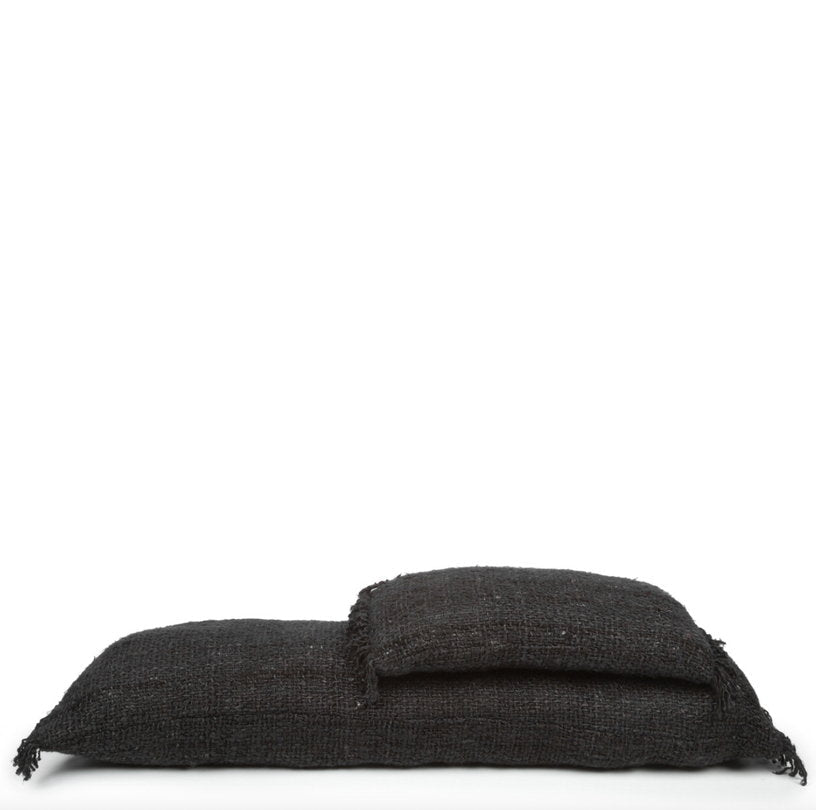 Housse de coussin 35 x 100 cm noir marine Oh My Gee - Bazar Bizar - The Cool Republic