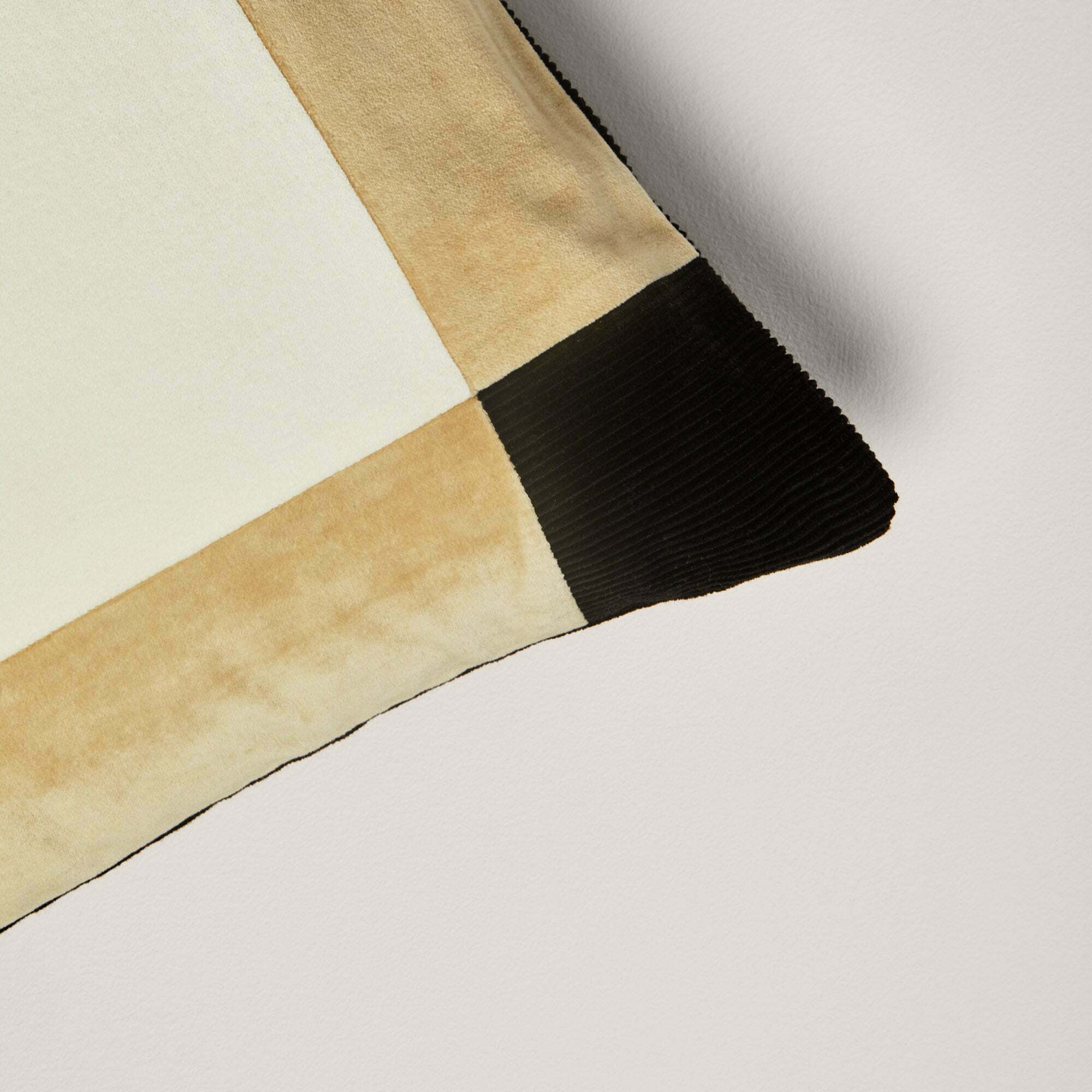 Housse De Coussin Damian Naturel Et Gris - Madura - The Cool Republic