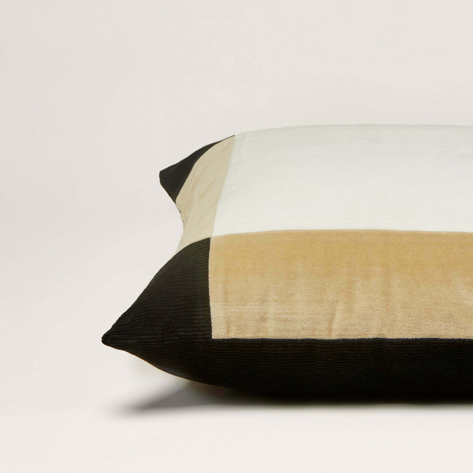 Housse De Coussin Damian Naturel Et Gris - Madura - The Cool Republic