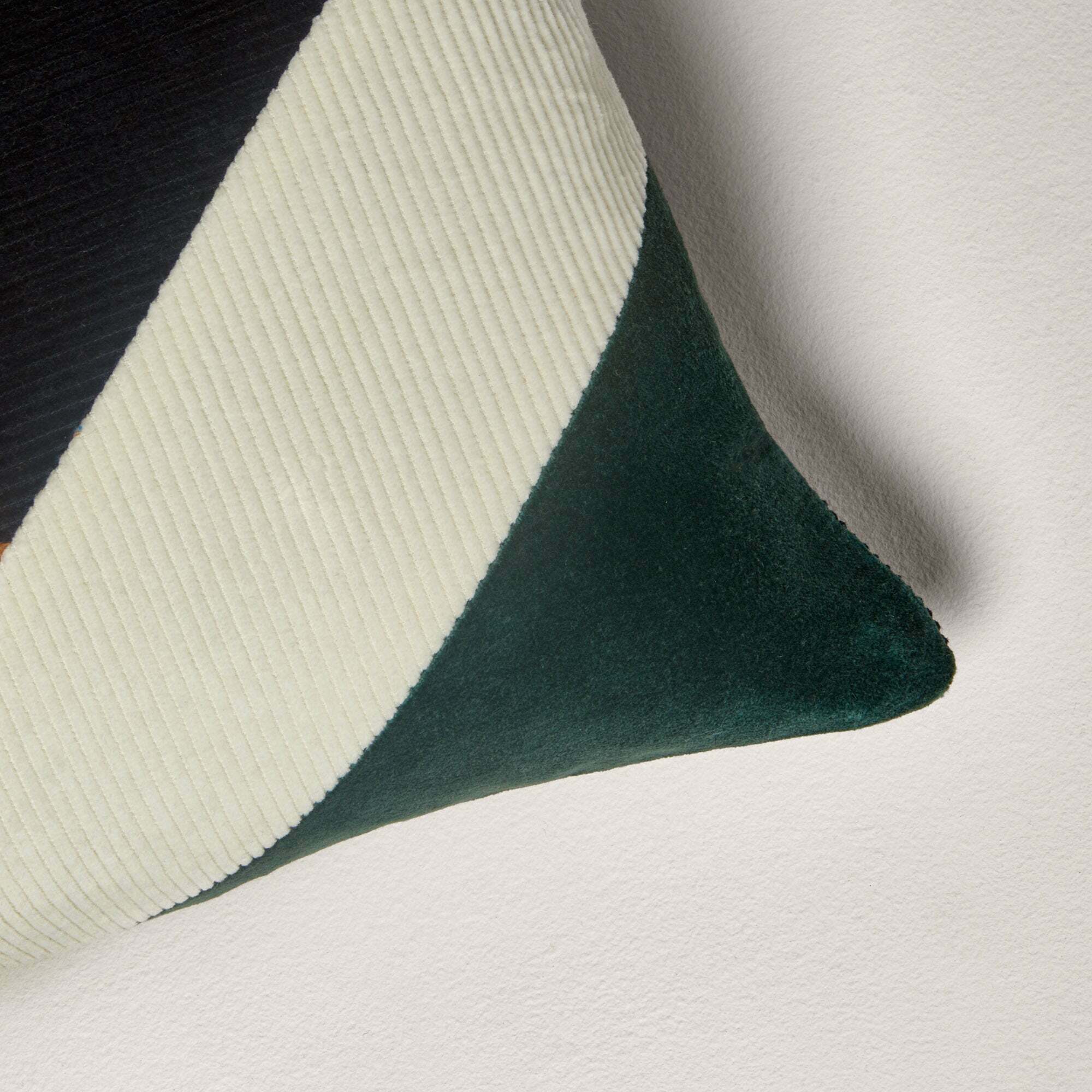Housse De Coussin Gotie Bleu Multicolore - Madura - The Cool Republic