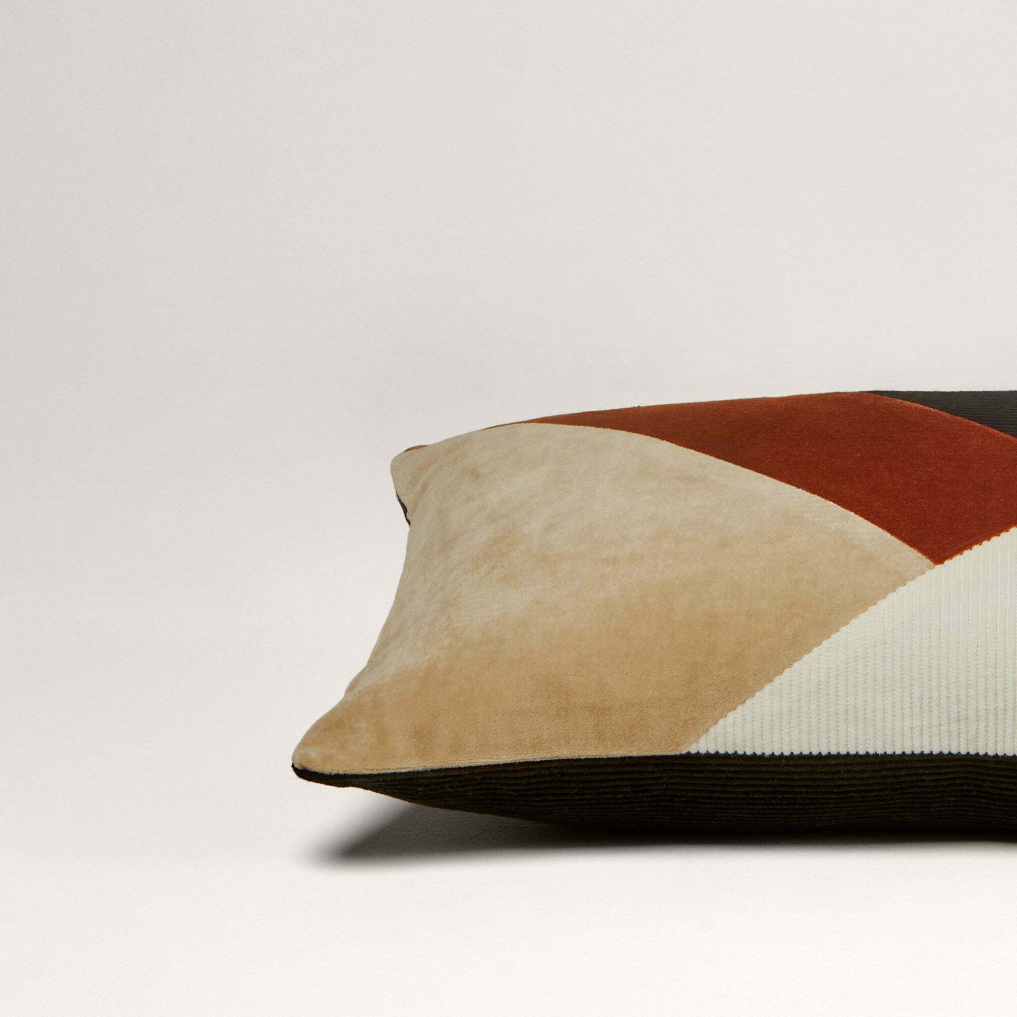 Housse De Coussin Gotie Écru Multicolore - Madura - The Cool Republic