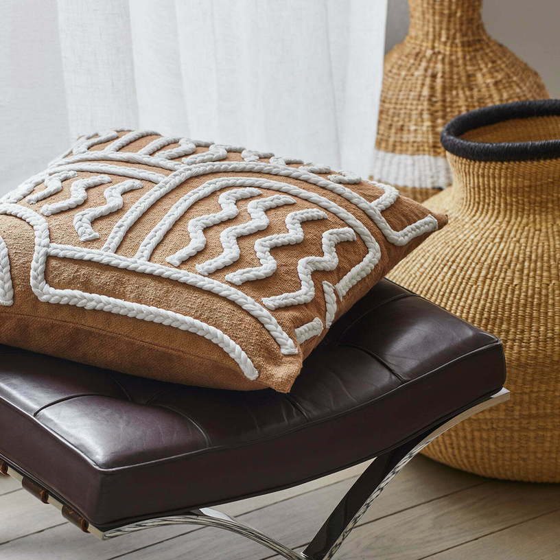 Housse De Coussin Grafika Havane Et Blanc Cassé - Madura - The Cool Republic