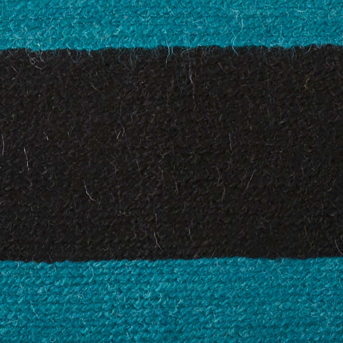 Housse De Coussin Horizona Noir Et Bleu Canard - Madura - The Cool Republic