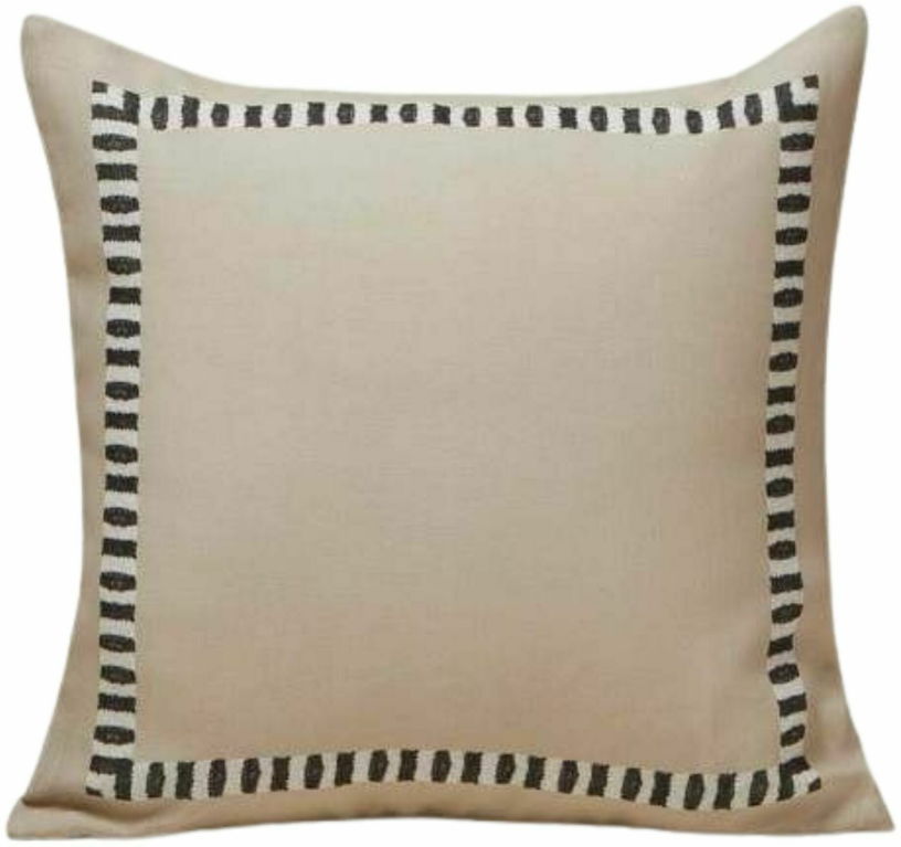 Housse De Coussin Indri Naturel Et Noir - Madura - The Cool Republic