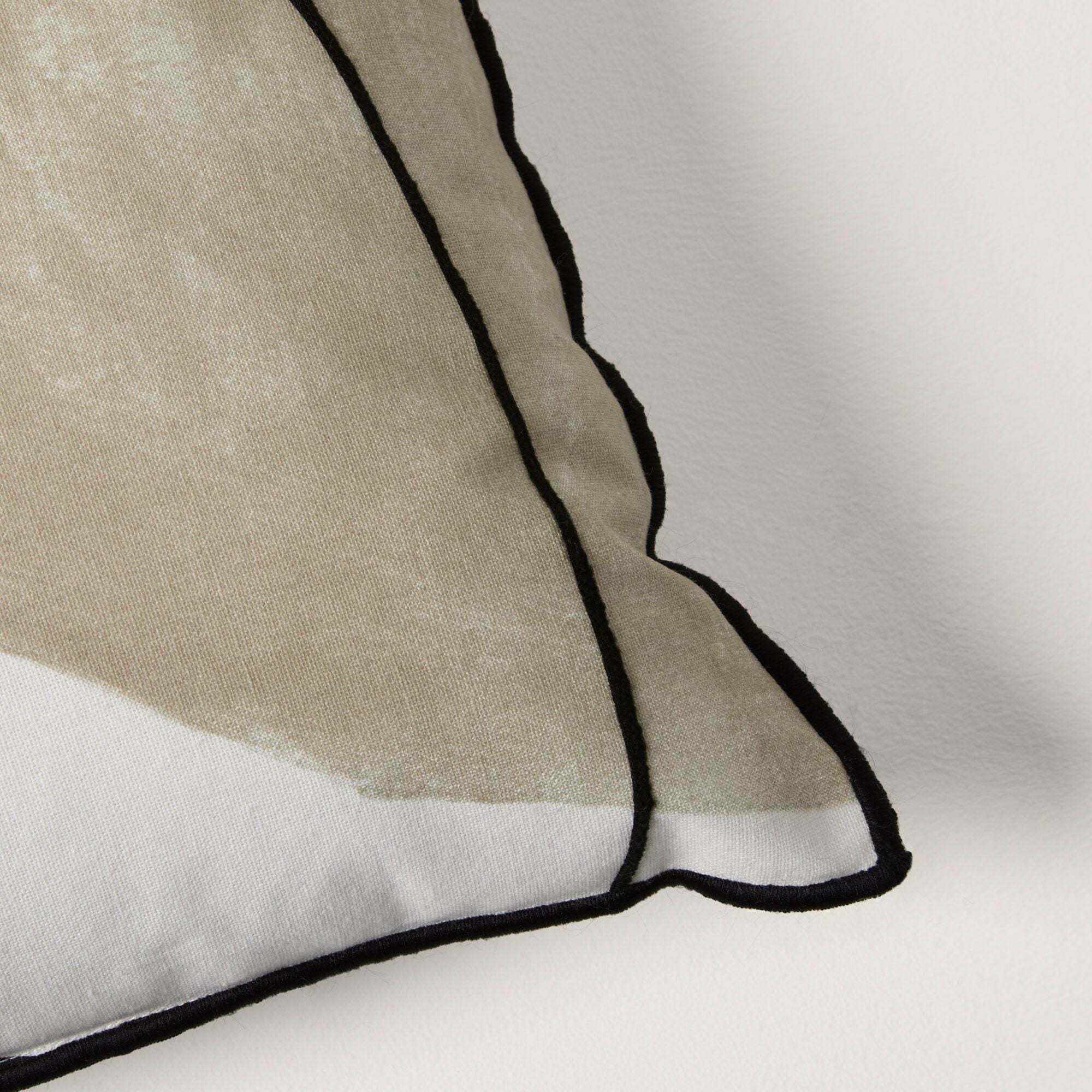 Housse De Coussin Ito Écru Multicolore - Madura - The Cool Republic