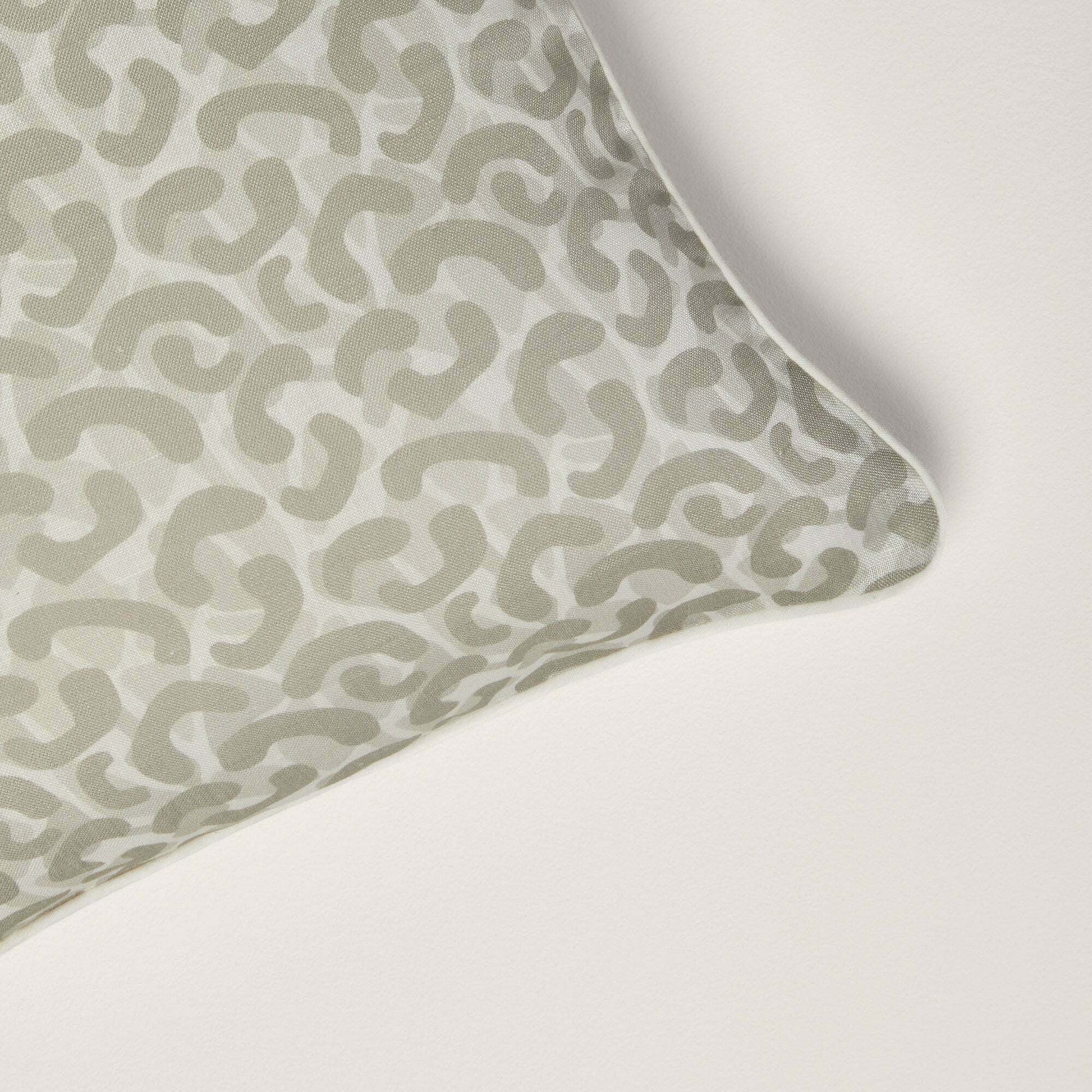 Housse De Coussin Leo Naturel Et Gris - Madura - The Cool Republic