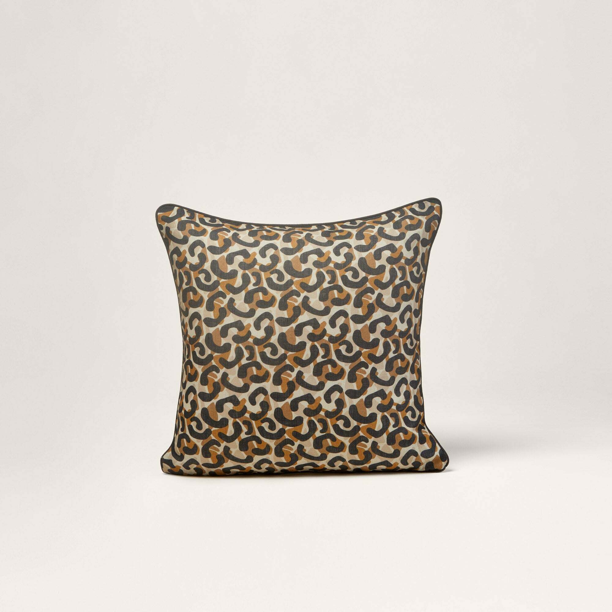 Housse De Coussin Leo Naturel Marron - Madura - The Cool Republic