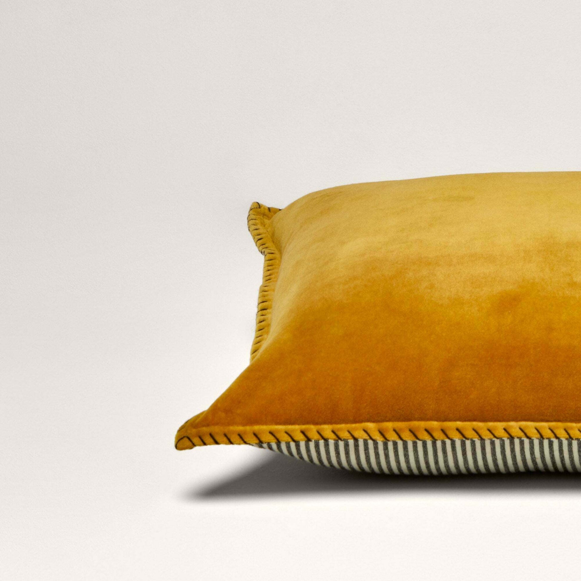 Housse De Coussin Malo Jaune Moutarde - Madura - The Cool Republic