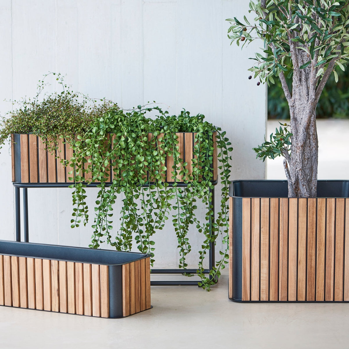 Jardinière en aluminium Combine - Cane-Line - The Cool Republic