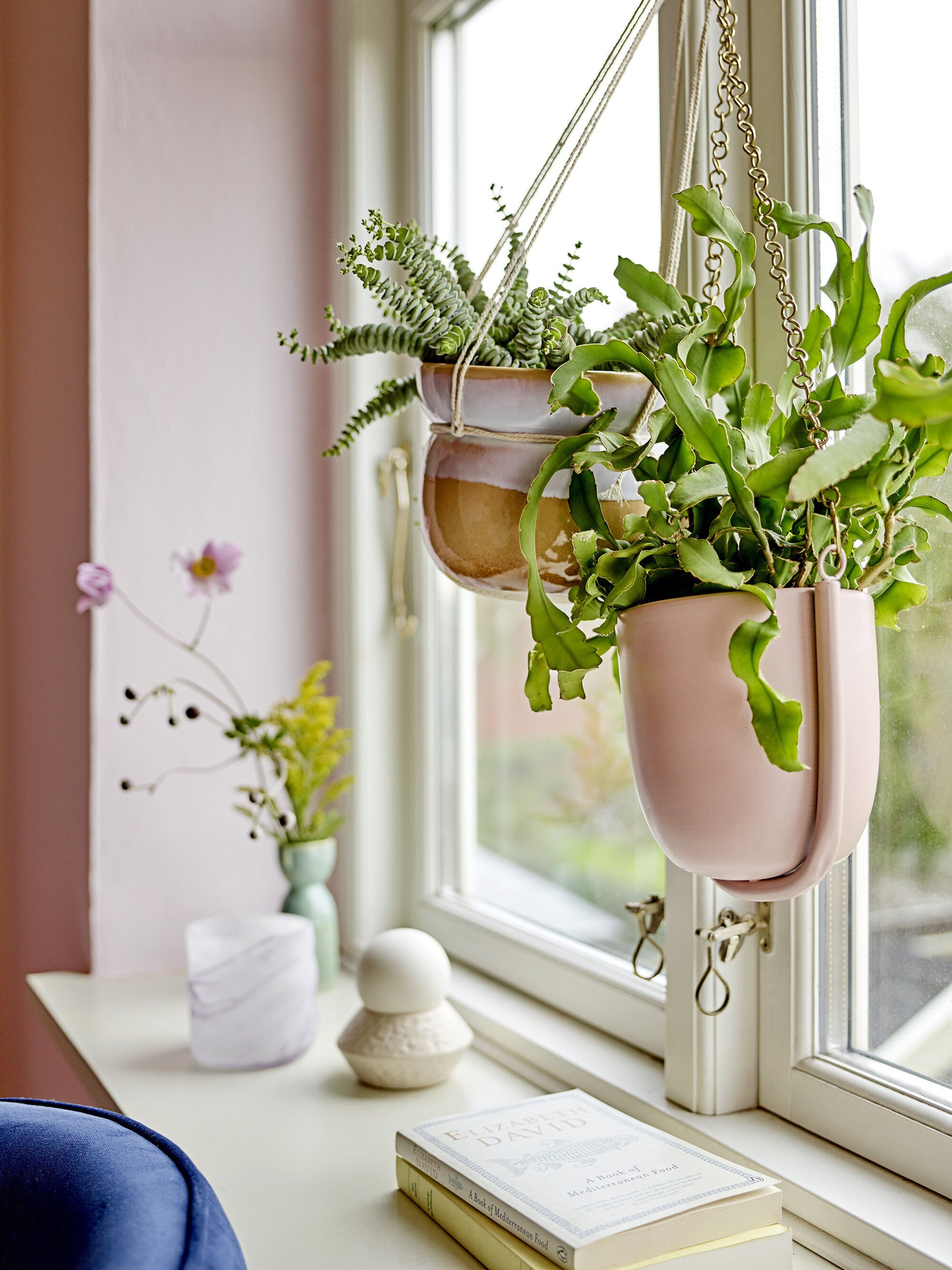 Kati Pot de fleurs suspendu Rose Métal - Bloomingville