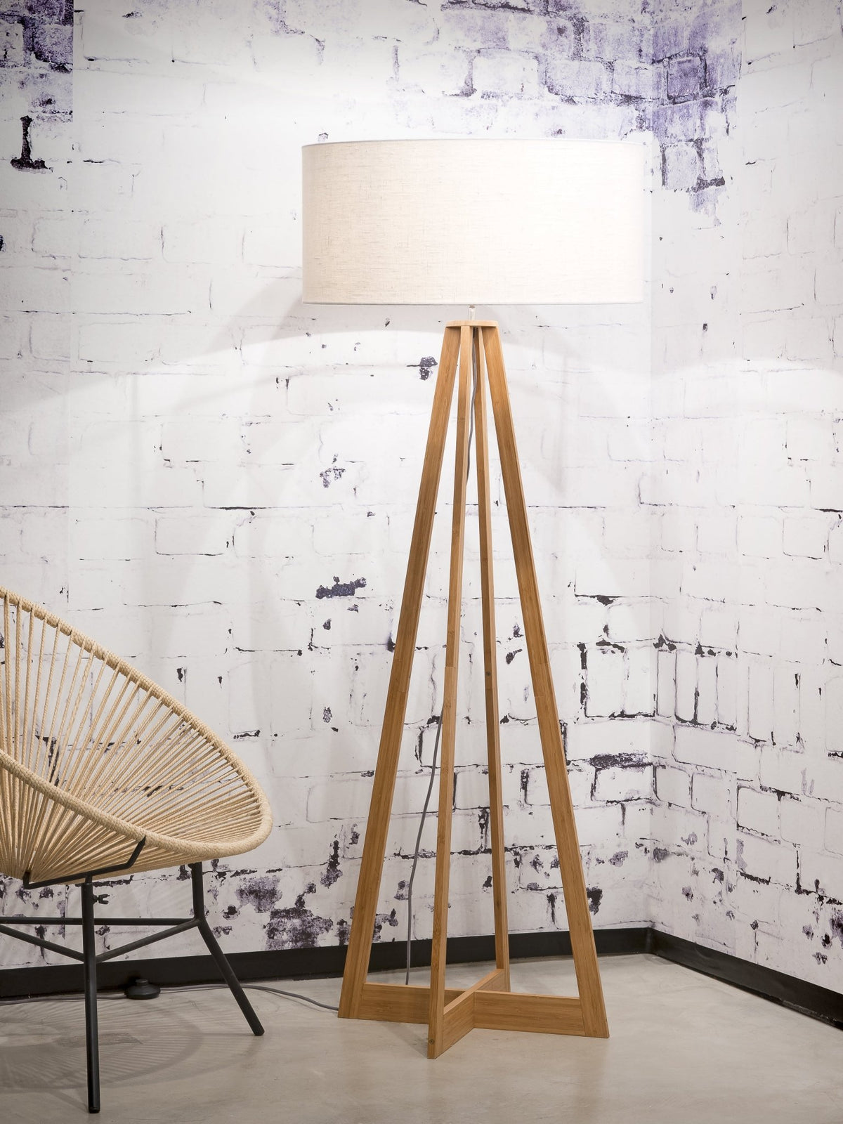Lampadaire blanc Everest - Good & Mojo - The Cool Republic