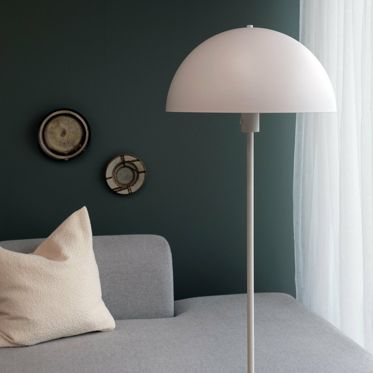 Lampadaire blanc mat Stockholm - Dyberg Larsen - The Cool Republic