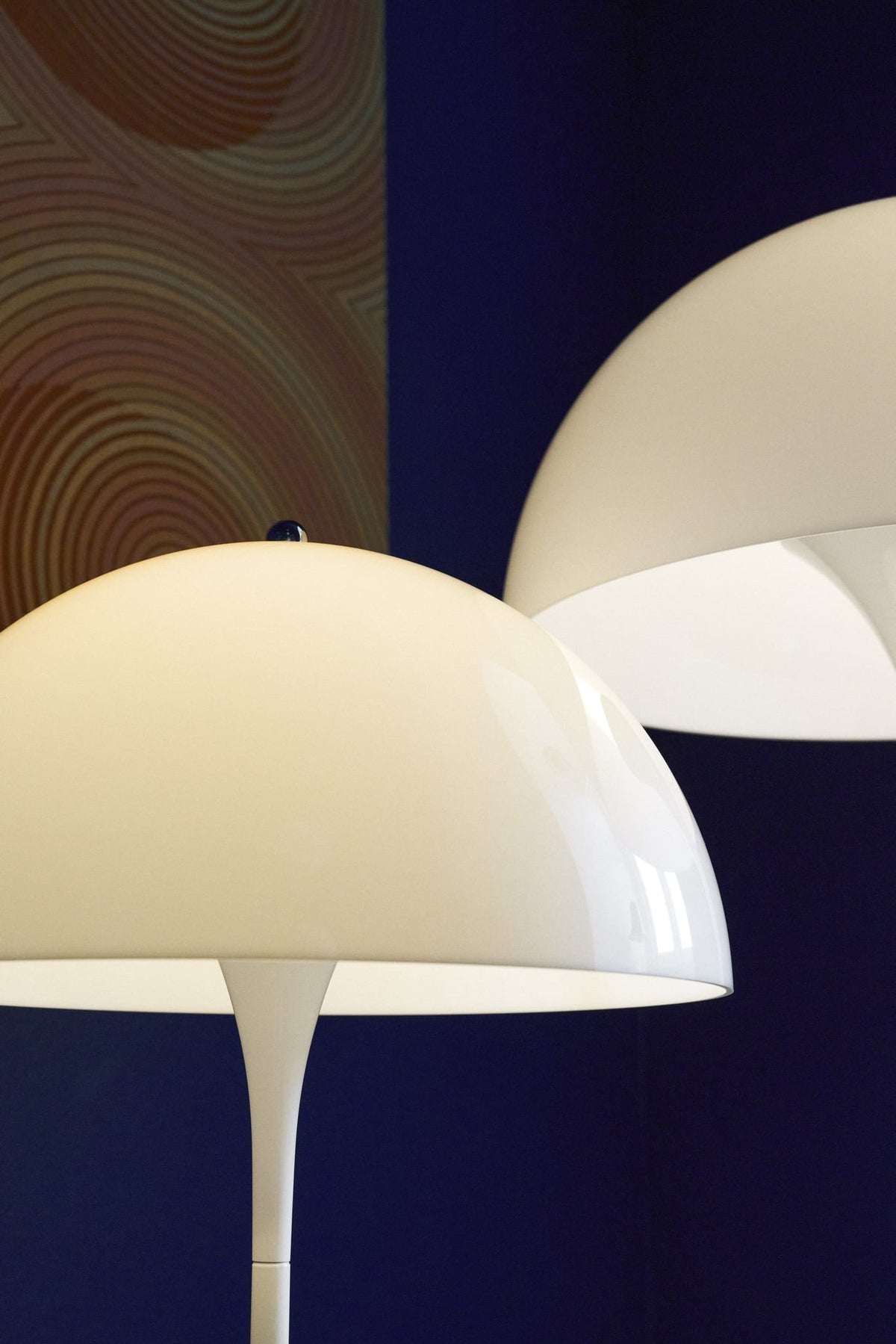 Lampadaire design en acrylique opalisé blanc 40x103,5cm Panthella - Louis Poulsen — vue 18