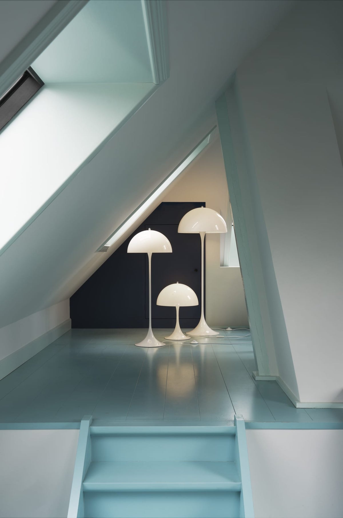 Lampadaire design en acrylique opalisé blanc 40x103,5cm Panthella - Louis Poulsen — vue 20