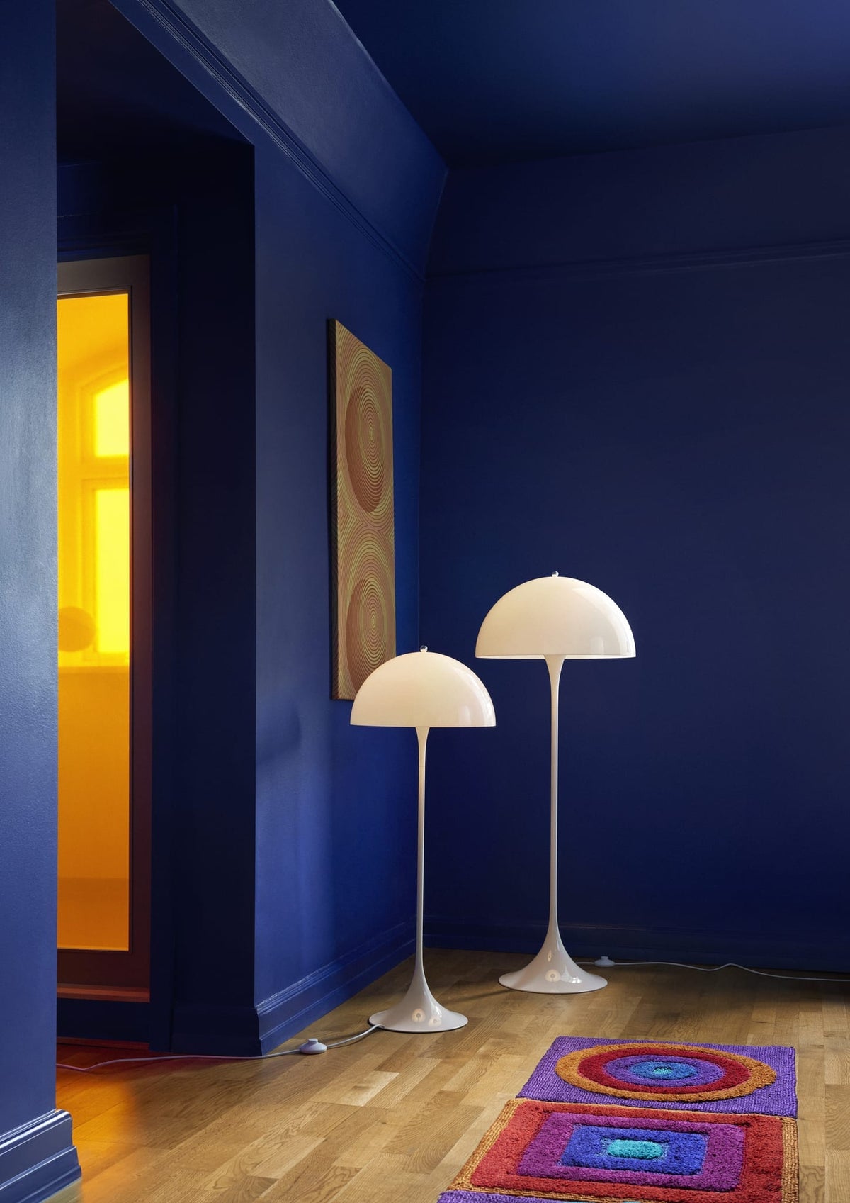 Lampadaire design en acrylique opalisé blanc 40x103,5cm Panthella - Louis Poulsen — vue 25