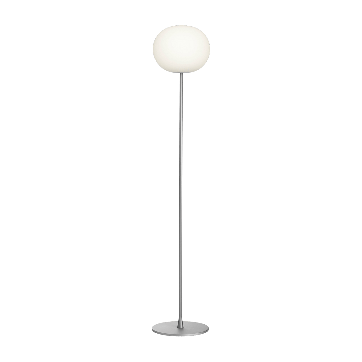 Lampadaire design en verre opalin et acier argenté 40 x 185 cm Glo-Ball - Flos - The Cool Republic