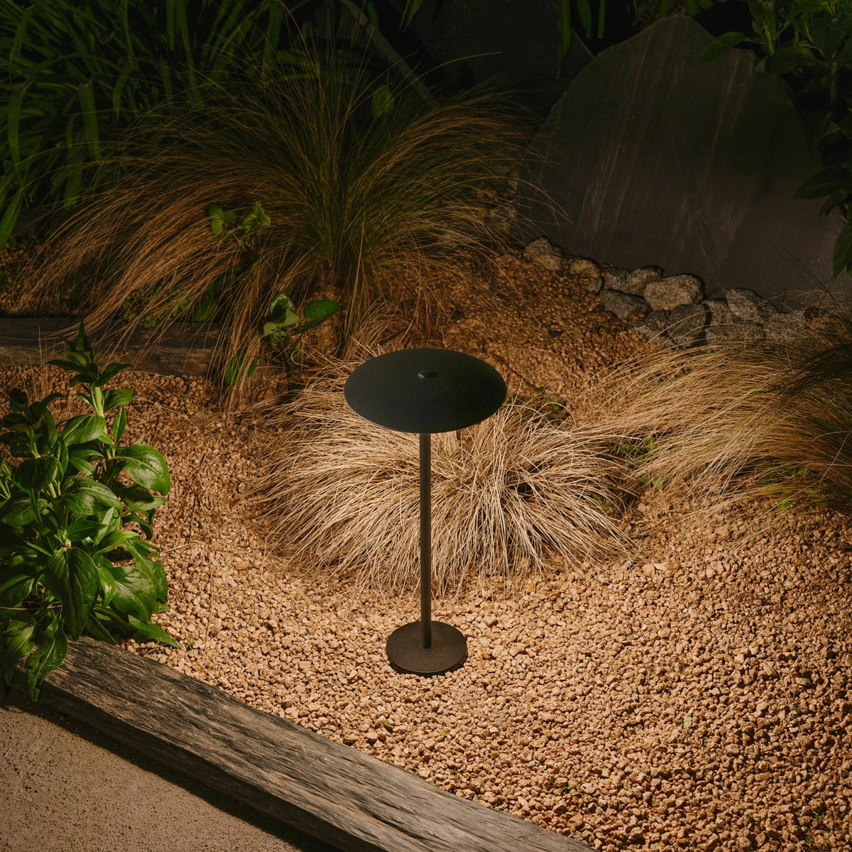 Lampadaire d'extérieur 86 cm noir Ginger - Marset - The Cool Republic