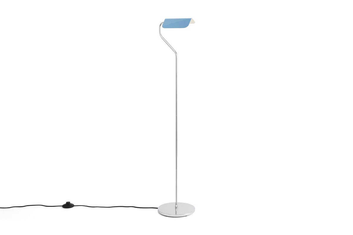 Lampadaire en acier bleu clair 22x110cm Apex - Hay - The Cool Republic
