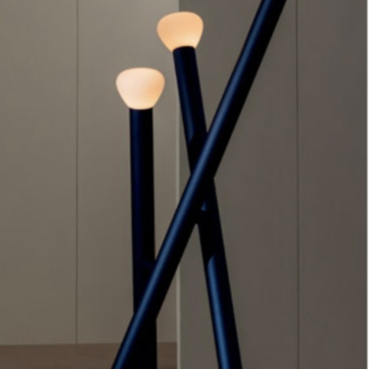 Lampadaire en aluminium vert Parc n°5 - Lambert & Fils - The Cool Republic