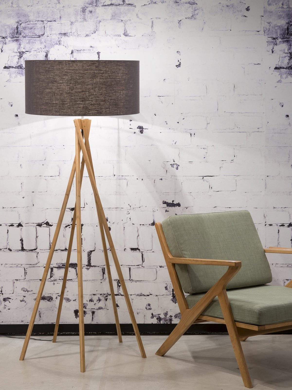 Lampadaire en bambou gris foncé Kilimanjaro - Good & Mojo - The Cool Republic