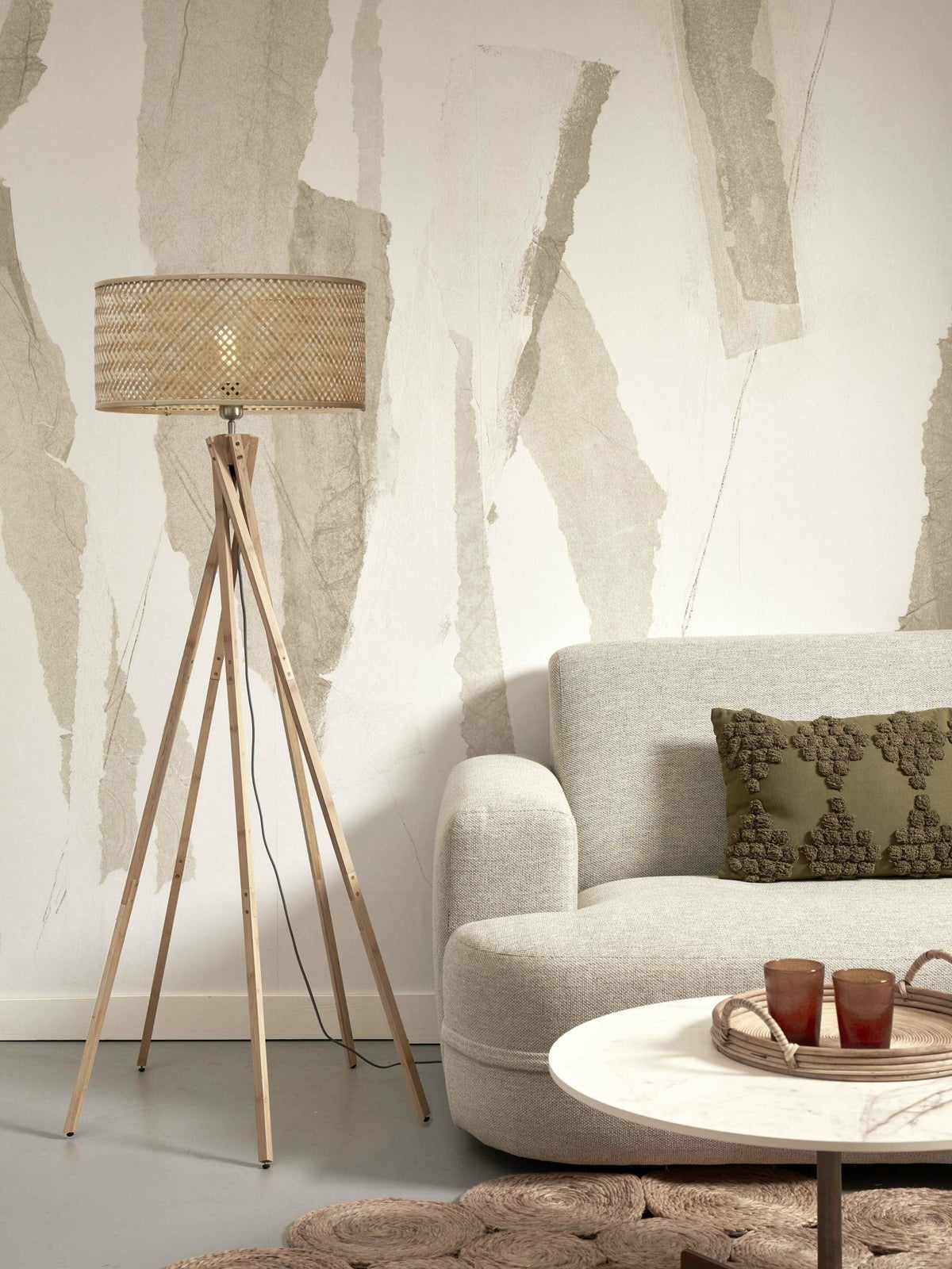 Lampadaire en bambou naturel avec abat-jour en bois naturel 146x50 cm Java - Good & Mojo - The Cool Republic